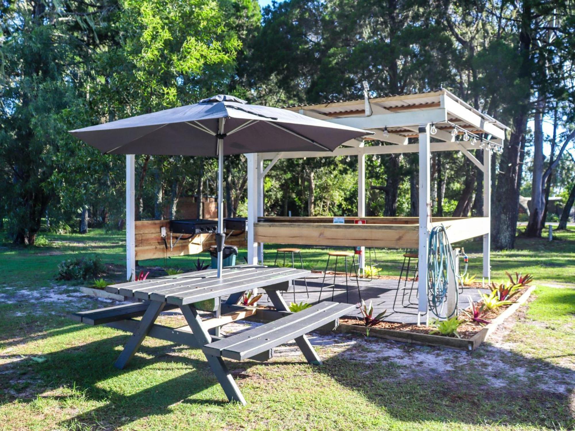 Big4 Breeze Holiday Parks - Rainbow Beach Extérieur photo